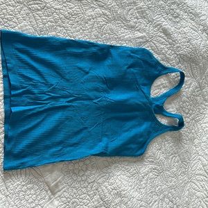 Lululemon ebb to street